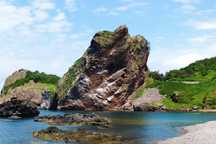 【下北半島の左側】海の名所「仏ヶ浦、ぬいどう食堂、願掛岩」を旅する！