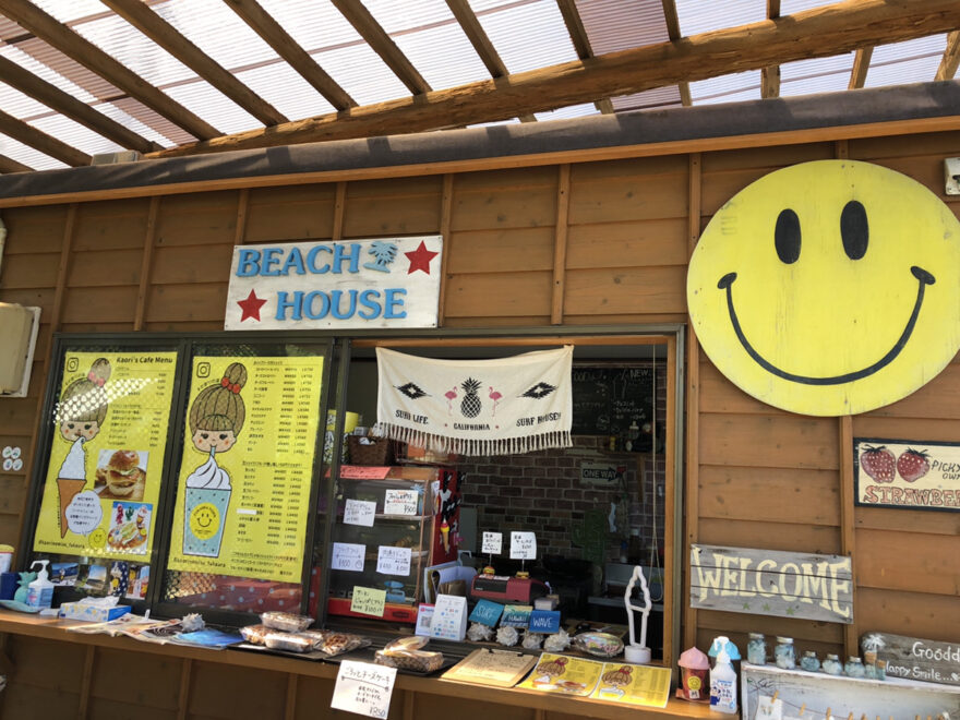 深浦イチの映えカフェ 風合瀬海岸かおりの店