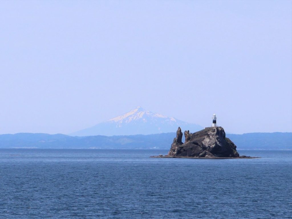 鯛島と岩木山
